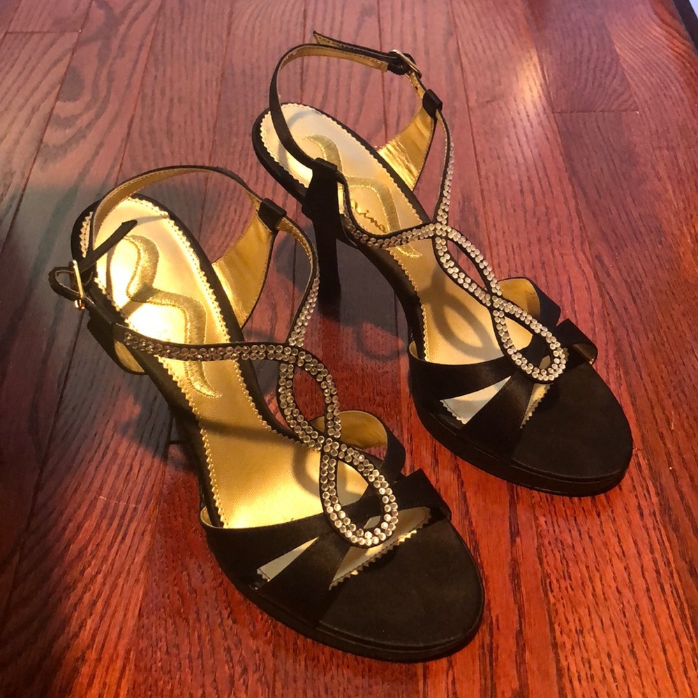 NINA dress heels